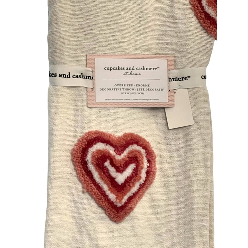 Cupcakes and Cashmere Throw Blanket Heart Tufted Fringe Coquette Shabby Chic - Picture 2 of 4